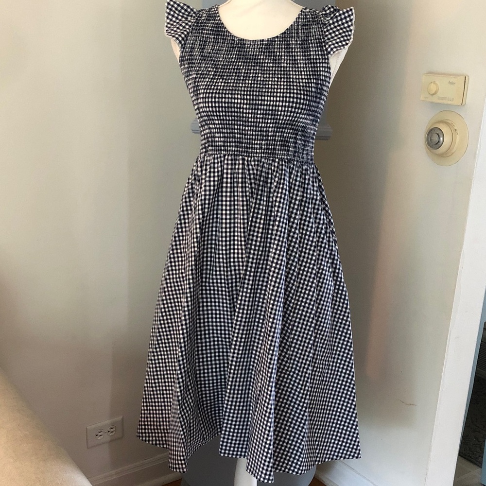 Classic navy & White Gingham Flutter-Sleeve Dress